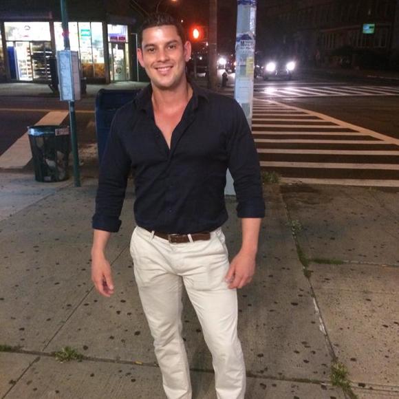 Meet your Posher, Carlos - Picture 1 of 1